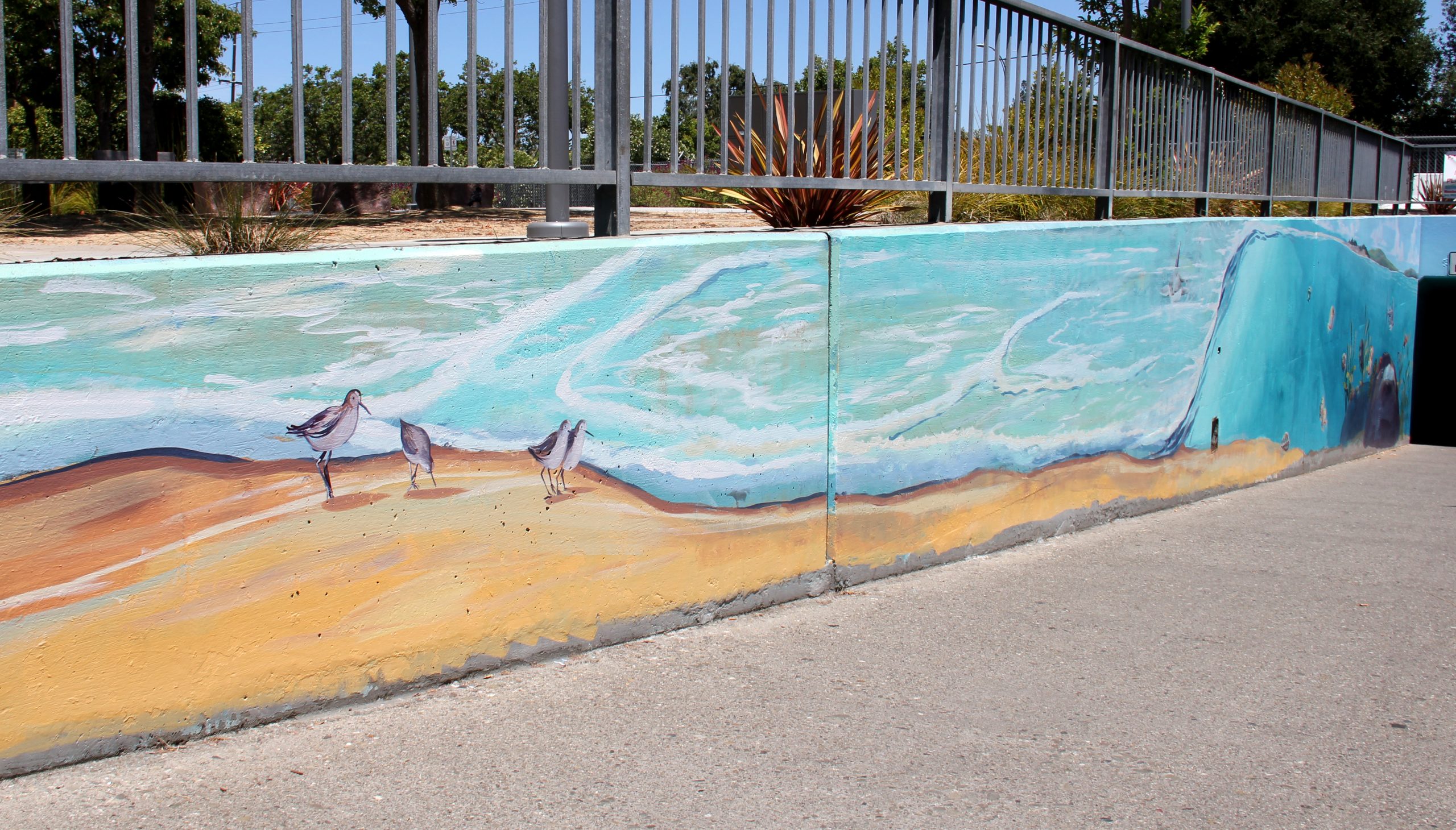 Sandpiper mural with beach scene