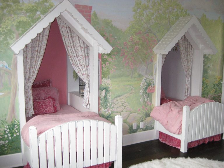 cottage in woods storybook girls bedroom 001